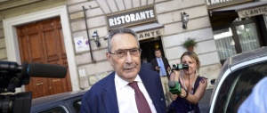 L’equivoco è sciolto: Berlusconi non ha mai chiesto la grazia. Dal Pd un altro “no” al rinvio sulla decadenza