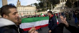Forconi, in migliaia a piazza del Popolo. Ritrovata una microspia vicino al presidio di CasaPound
