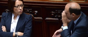 Ncd, De Girolamo silurata da Alfano: «Siete solo degli zerbini di Renzi»