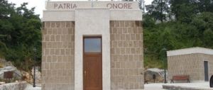 Marrazzo, Napolitano e la farsa del sacrario “fascista”: solidarietà dalla platea al sindaco di Affile