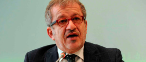 L’annuncio di Maroni: «La Regione Lombardia ha “licenziato” Equitalia»