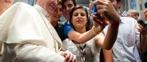 Per colpa dei selfie più interventi di chirurgia plastica alle labbra