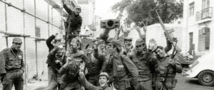 PAGINE DI STORIA/Portogallo, 25 aprile 1974: come un golpe militare socialista diventa una “rivoluzione gloriosa”