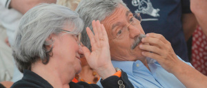 D’Alema «disgustato» dal Cav che «osa» criticare Napolitano: divinità dell’Olimpo, punitelo