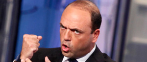 Isis, Alfano ora fa il prudente: «Italia a rischio, parlo io agli islamici»