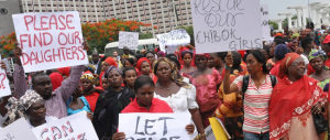 Nigeria, in marcia le mamme delle liceali vittime di un rapimento di massa