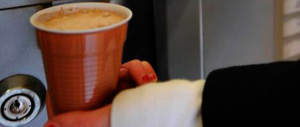 A Montecitorio i grillini fanno pure la guerra del caffè: «Vietato offrirlo a tutti»