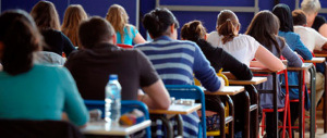 Maturità, conto alla rovescia, ripassi forsennati e ansia da toto-traccia