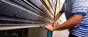 Solo le aziende tedesche pagano più tasse delle nostre. Per una che apre ne chiudono due