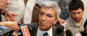 Vendola senza pace. La diaspora verso il Pd di Renzi è inarrestabile.