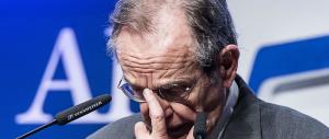 Padoan: «Il Pil cresce e crescerà ancora». Ma ha fatto i conti con l’Istat?