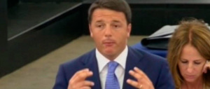 Ue, Renzi si atteggia a “piccolo Kennedy” ma dispensa solo fumo. Non una parola sui marò…