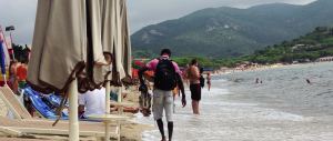 Maltempo e crisi economica: estate “nera” con un buco di 1,5 miliardi per il turismo