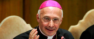 Il cardinale Bagnasco tuona contro la comunità internazionale: si mobiliti per fermare le persecuzioni dei cristiani