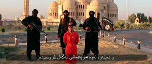 Isis, i tagliatori di teste proseguono lo show: nuovo video con l’uccisione di un miliziano curdo