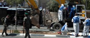 Scatta la tregua unilaterale di Israele, ma una bimba muore sotto le bombe. Attentato a Gerusalemme