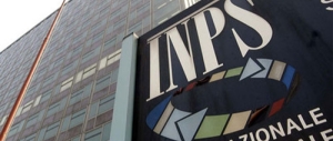 Vivevano in Albania con la pensione sociale dell’Inps: denunciati