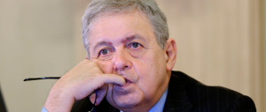 Chiesto il processo per il sondaggista Mannheimer accusato di una frode fiscale da 10 milioni di euro: «restituirò tutto»