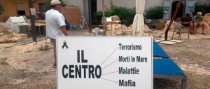 Sbarchi a raffica e Lampedusa protesta: «Vogliamo vivere di turismo, no di clandestini»