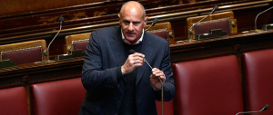 Rampelli: «Mare Nostrum? Nove milioni di euro al giorno per ottenere solo lacrime e tensioni»