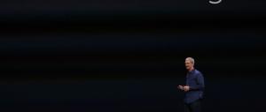 Per il numero 1 della Apple essere gay è un dono di Dio, dichiararsi una moda