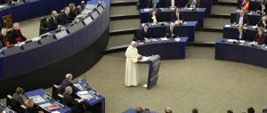 Bergoglio all’attacco dell’Europa dei banchieri: ecco i 4 moniti del Papa