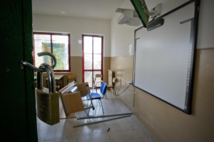 Raid in scuola occupata a Napoli, danni per 200 mila euro