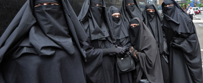 BURQA_SECOLO-670x274.png