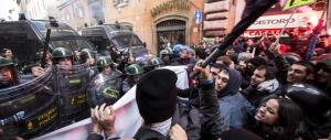 Regole d’ingaggio, l’ira degli agenti contro la “schedatura” sul casco