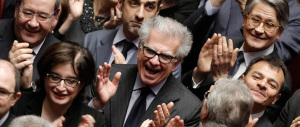 «Mattarella non è il mio presidente», «Meglio lui di Prodi»: il web s’infiamma