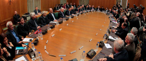 Dalla Grecia schiaffo alla troika: bloccate le privatizzazioni