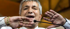 Vendola “colpito” dalle ironie: Tsipras si allea con la destra, tu che fai?