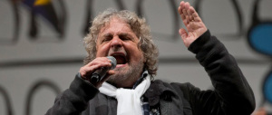 L’inciucio incombe e Grillo ammette: «Io, come una prostituta senza marciapiedi»