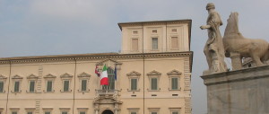 Berlusconi invitato al giuramento. Delrio: «Un segno di riconciliazione»
