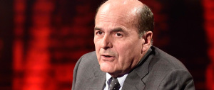 Altra rottura nel Pd, Bersani “strappa” da Cuperlo e va in piazza per il No: è il caos