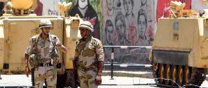 Egitto, il pugno duro di Al Sisi:”retata” di giornalisti a piazza Tahrir