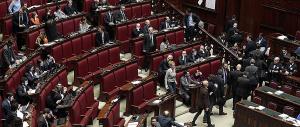 Italicum, fino al 4 dicembre la legge non si tocca. Renzi in mezzo al guado