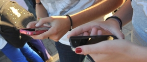 Adescavano gli adulti sul web per poi ricattarli: sotto accusa 12 ragazzi