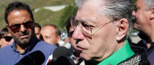 Bossi: espellere dal partito spetta a me, Tosi mi scriva e lo faccio rientrare