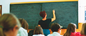 Scuola sempre più “straniera”: record di romeni, aumentano i nomadi