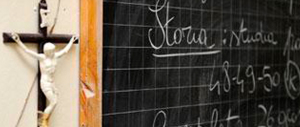 “Parroco, si accomodi fuori”: altro no alla benedizione pasquale a scuola