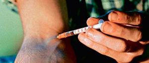 I giovani tra shaboo, eroina e cocaina? Nessuno se ne frega, ecco perché