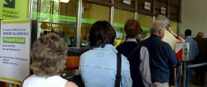 Poste italiane chiude 455 sportelli. Matteoli: «Decisione inevitabile»
