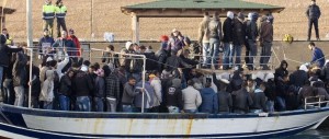 Allarme internazionale: un milione di immigrati dalla Libia verso l’Italia