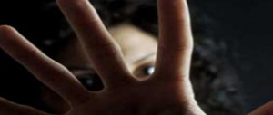 Il danno e la beffa: solo due anni al profugo molestatore di ragazzine