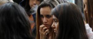 Spagna, a 13 anni uccide in classe il professore a colpi di balestra