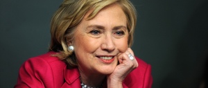 Hillary Clinton scalda i muscoli per la Casa Bianca. E “cerca casa” a New York
