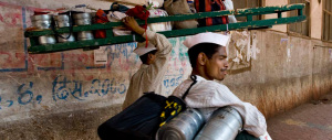 India fra tradizione e innovazione, così l’e-commerce ricorre ai “dabbawala”