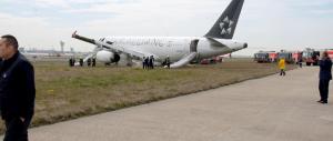 Aereo in fiamme: atterraggio d’emergenza del volo Milano-Istanbul