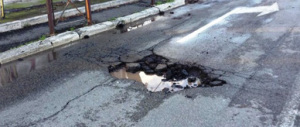 Buche a Roma, esposto del Codacons: a rischio la salute dei cittadini